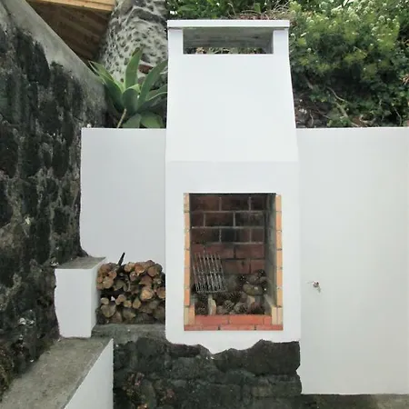 Casas De Lava * Ribeirinha (Pico Island)